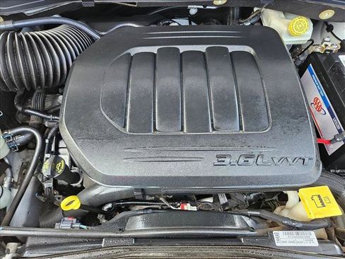 Used 2020 Dodge Grand Caravan GT FWD image 27