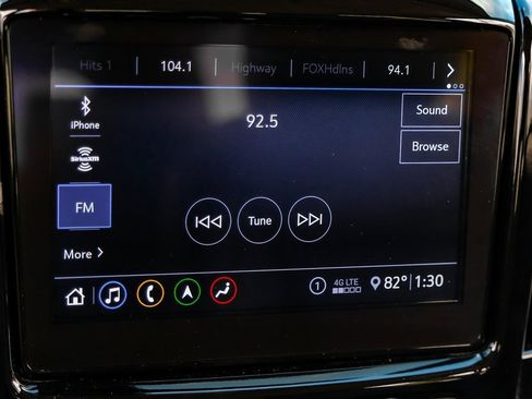 Used 2020 Chevrolet Traverse Premier image 31