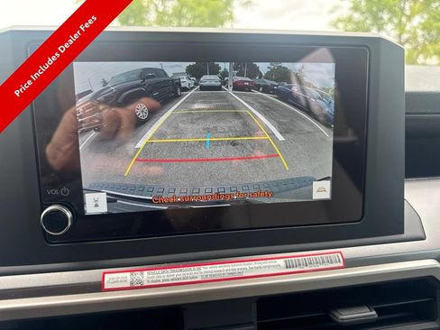 Used 2026 Toyota 4Runner SR5 RWD image 9