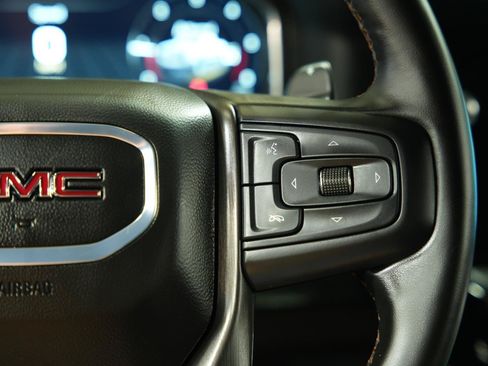 Used 2025 GMC Sierra 1500 AT4 w/ AT4 Premium Package AWD/4WD image 35