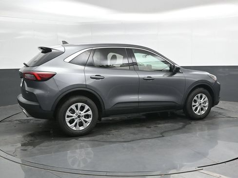 Used 2024 Ford Escape Active AWD/4WD image 4