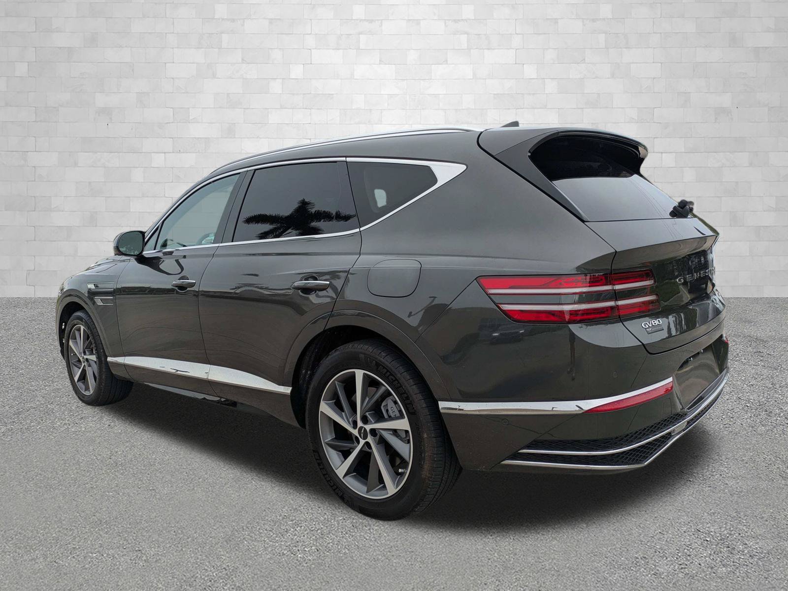 Certified 2025 Genesis GV80 3.5T Advanced AWD/4WD image 4