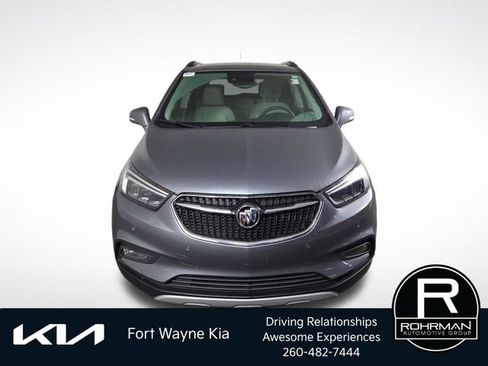 Used 2019 Buick Encore Essence w/ Experience Buick Package AWD/4WD image 3