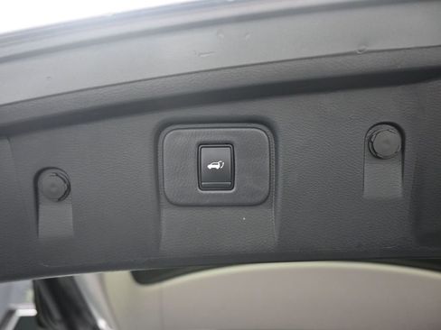 Used 2024 Nissan Murano SL image 19