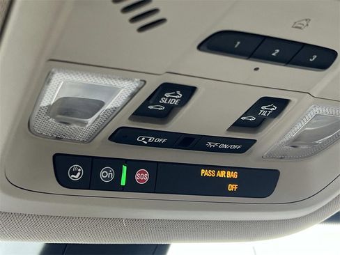 Certified 2019 GMC Acadia Denali w/ Technology Package image 26