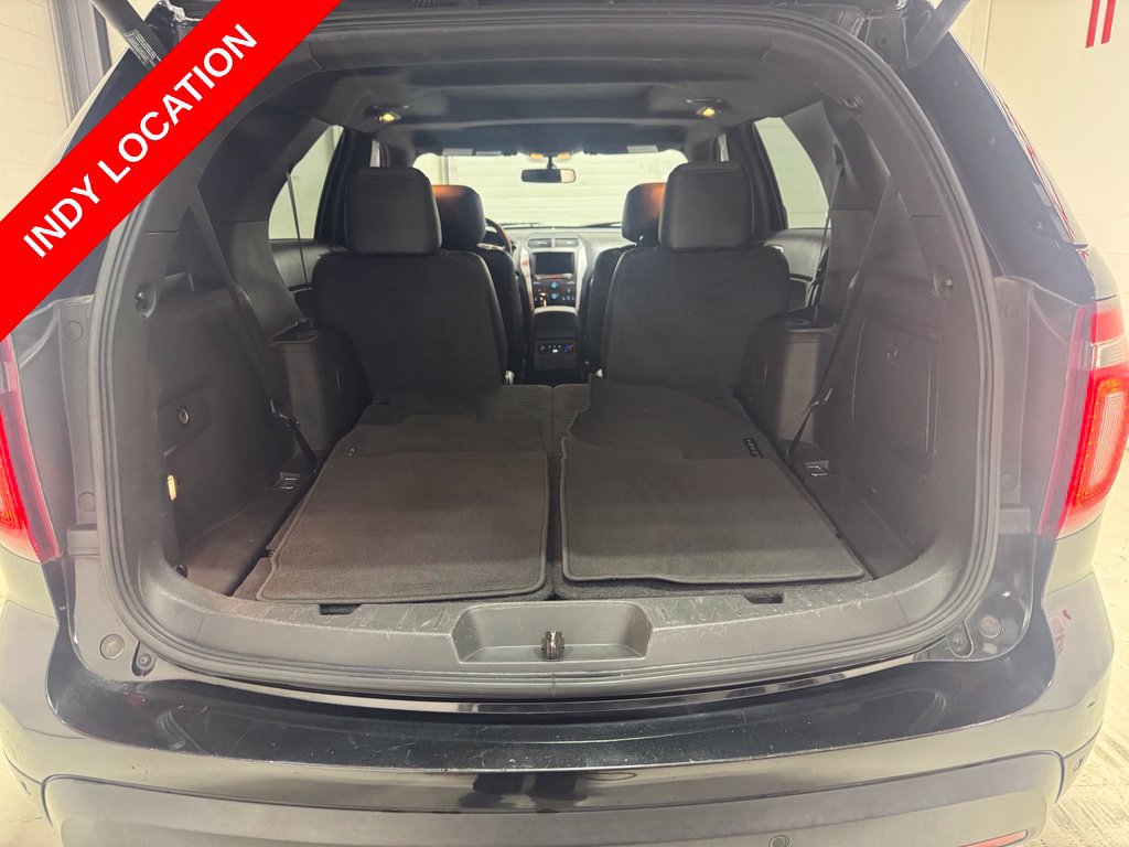 Used 2015 Ford Explorer XLT w/ Equipment Group 202A AWD/4WD image 27