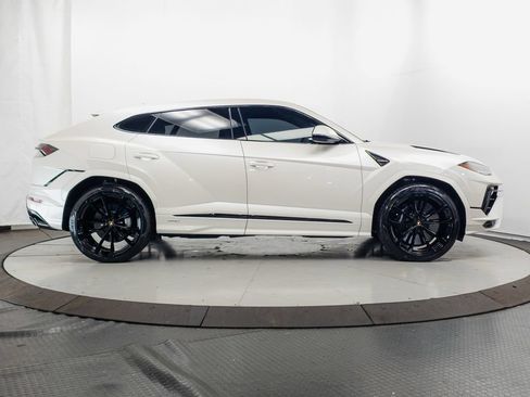 Used 2023 Lamborghini Urus S AWD/4WD image 28