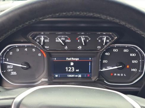 Used 2019 GMC Sierra 1500 SLT w/ SLT Premium Package image 16