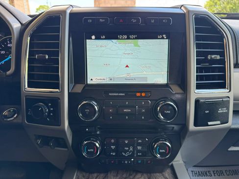 Used 2018 Ford F250 Lariat w/ Lariat Ultimate Package AWD/4WD image 24