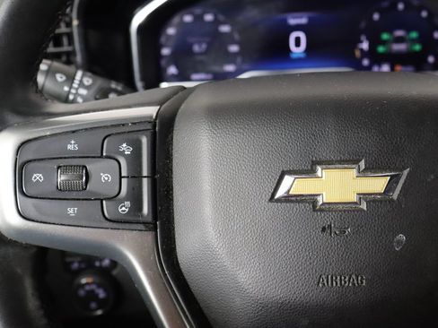 Used 2023 Chevrolet Silverado 1500 LT AWD/4WD image 8