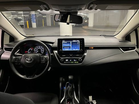Used 2022 Toyota Corolla LE image 7