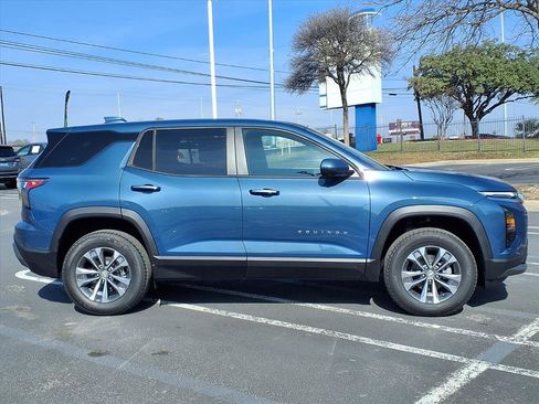 New 2026 Chevrolet Equinox LT w/ Convenience Package II image 3