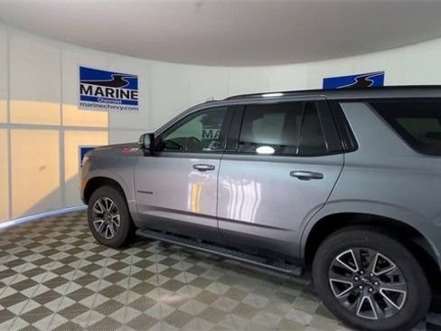 Used 2021 Chevrolet Tahoe Z71 w/ Z71 Signature Package image 8