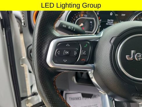 Used 2023 Jeep Gladiator Mojave w/ LED Lighting Group AWD/4WD image 10