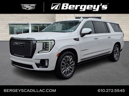 Used 2023 GMC Yukon XL Denali Ultimate w/ LPO, Floor Liner Package image 1