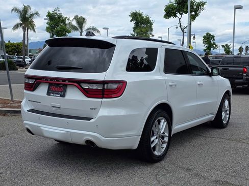 Used 2024 Dodge Durango GT RWD image 5