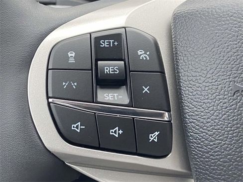 New 2026 Ford Explorer Active w/ Active Comfort Package image 17