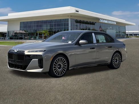 New 2026 BMW 760i xDrive AWD/4WD image 5