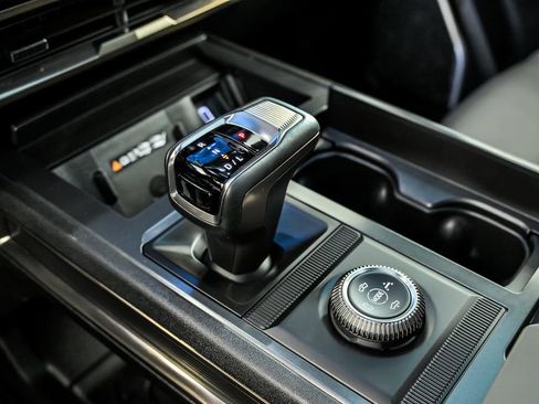 Used 2025 GMC Hummer EV 3X image 24