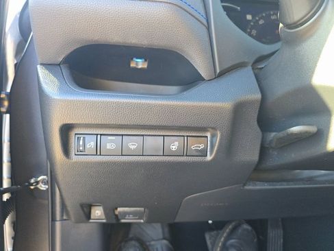 Used 2019 Toyota RAV4 XSE image 16