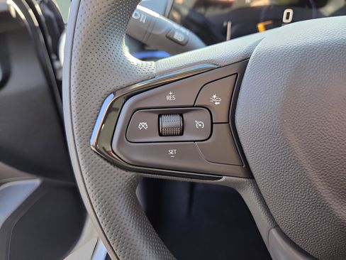 New 2026 Chevrolet Trax LT image 13