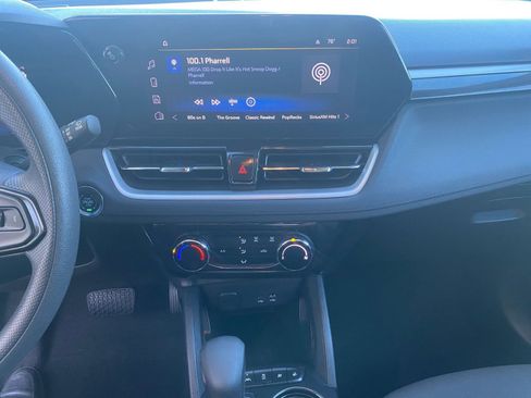 Used 2025 Chevrolet TrailBlazer LT image 18