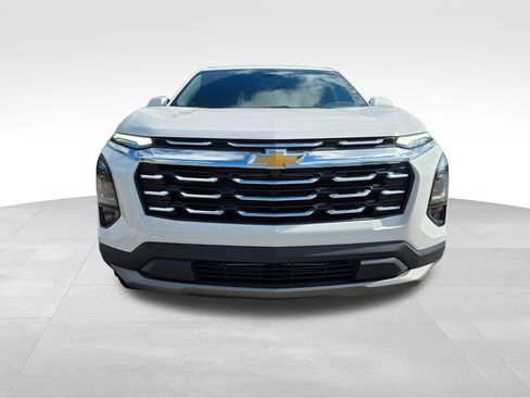 New 2026 Chevrolet Equinox LT w/ Safety and Technology Package FWD image 8