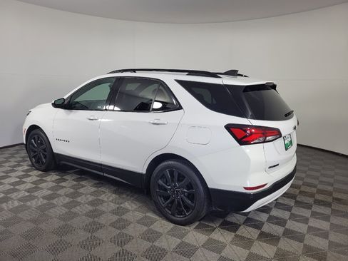 Used 2023 Chevrolet Equinox RS FWD image 3