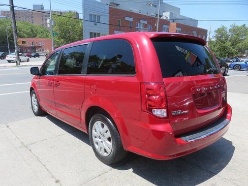 Used 2014 Dodge Grand Caravan SE w/ Quick Order Package 29E SE FWD image 5