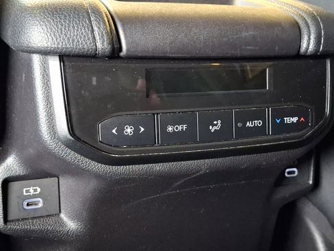 Certified 2025 Toyota Grand Highlander AWD image 12