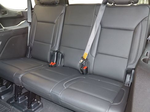 Used 2023 GMC Yukon Denali RWD image 7