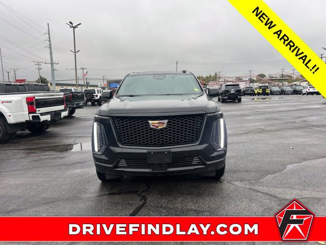 Used 2026 Cadillac Escalade Platinum Sport w/ LPO, Floor Liner Package AWD/4WD image 2