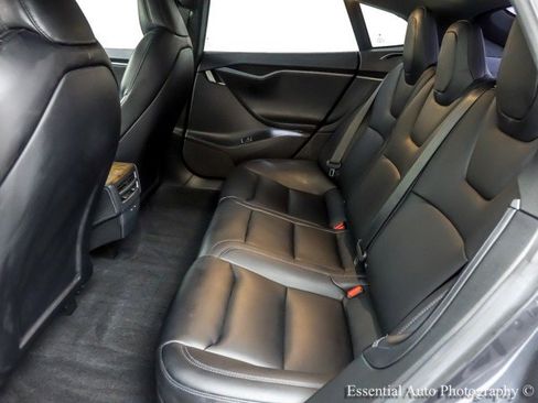 Used 2020 Tesla Model S Long Range Plus image 14