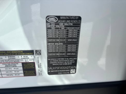 Used 2025 Land Rover Range Rover SE AWD/4WD image 10