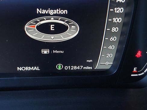 Certified 2025 Honda Pilot Black Edition image 32