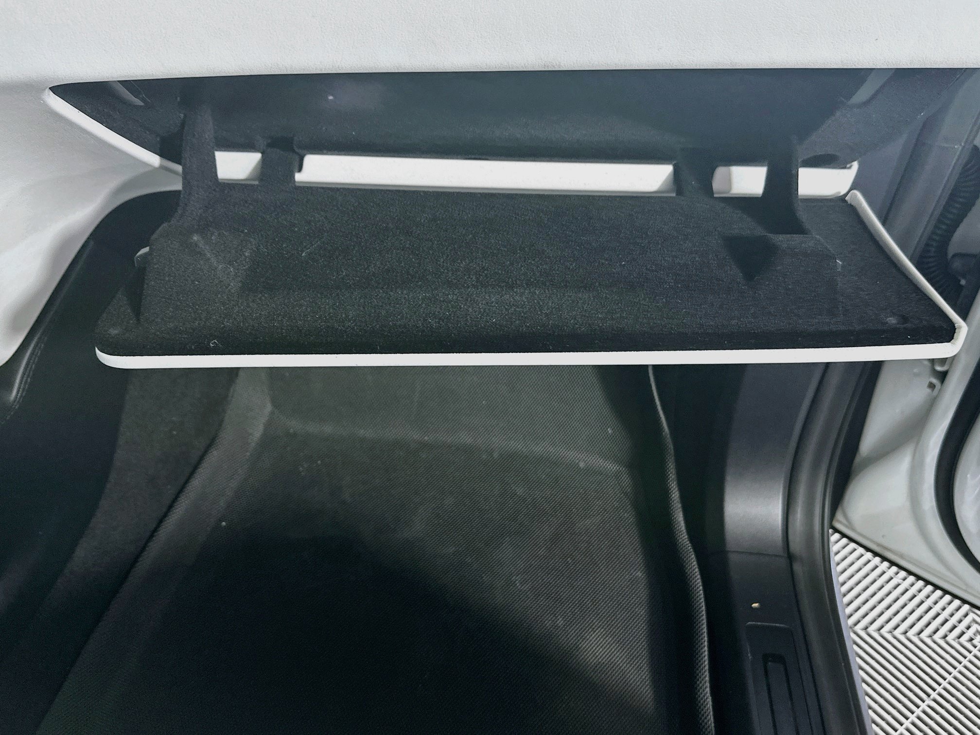 Used 2017 Tesla Model X 75D AWD/4WD image 31