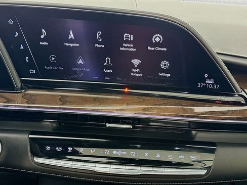 Used 2021 Cadillac Escalade Sport Platinum w/ Heavy-Duty Trailer Package image 37