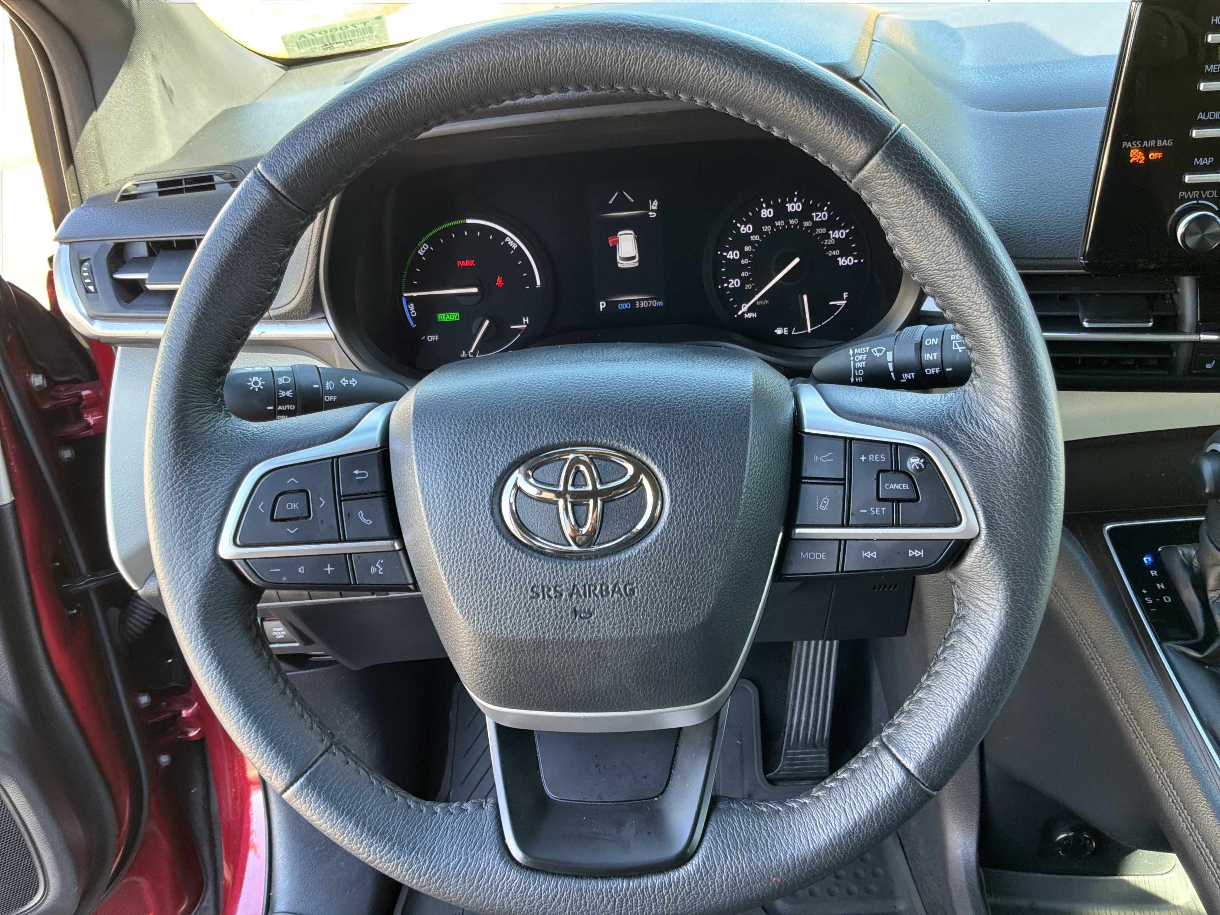 Used 2021 Toyota Sienna XLE FWD image 18
