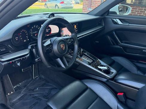 Used 2020 Porsche 911 Carrera image 21
