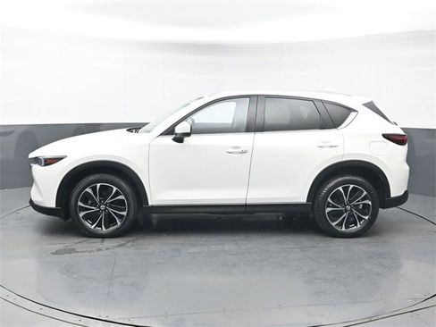 Certified 2022 MAZDA CX-5 AWD 2.5 S w/ Premium Plus Pkg image 2
