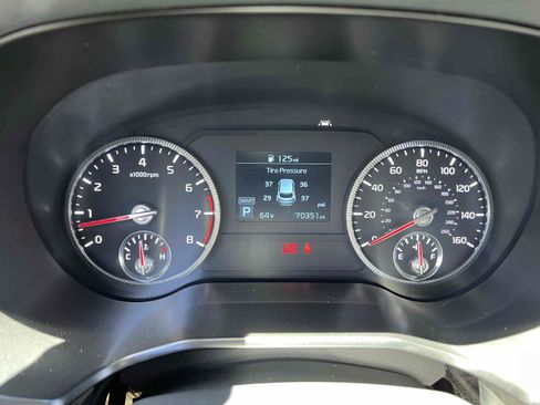 Used 2022 Kia Telluride EX w/ EX Premium Package FWD image 5