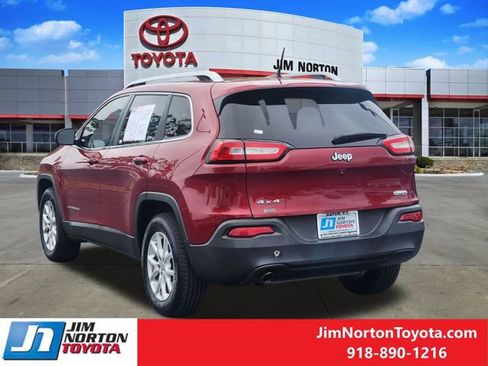 Used 2015 Jeep Cherokee Latitude AWD/4WD image 7