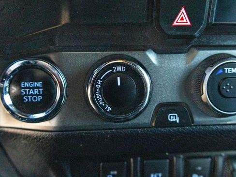 Certified 2022 Toyota Tacoma TRD Sport w/ Technology Package AWD/4WD image 35
