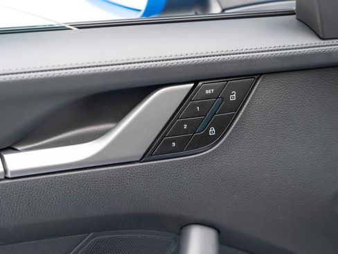 Certified 2025 Porsche 911 Carrera S RWD image 20