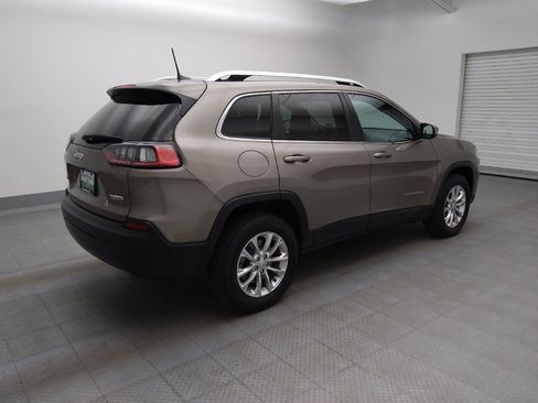 Used 2019 Jeep Cherokee Latitude w/ Popular Appearance Group image 10