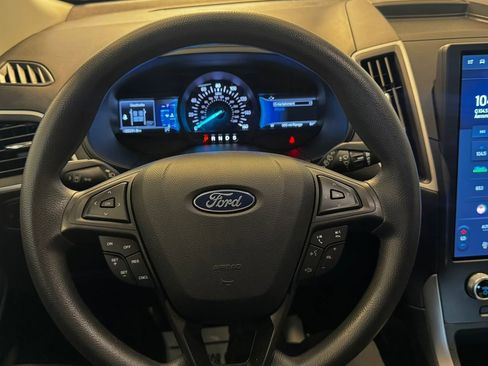Used 2022 Ford Edge SE image 33