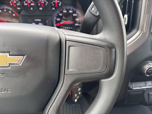 Used 2021 Chevrolet Silverado 1500 Custom image 64