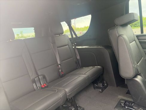 Used 2021 GMC Yukon XL Denali AWD/4WD image 23
