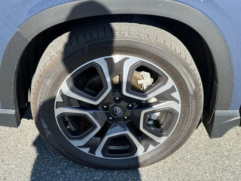 Used 2023 Subaru Ascent Limited w/ Technology Package image 11