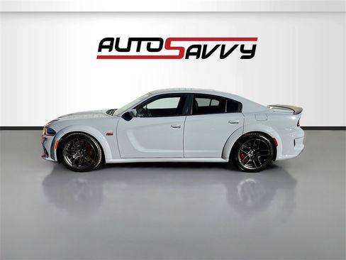 Used 2022 Dodge Charger Scat Pack image 4